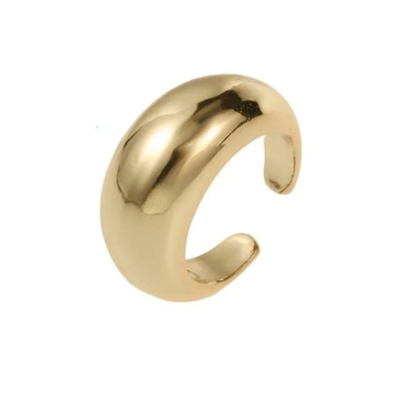🎉3/$10🎉Chunky Gold Ring Size Medium (US 8) - Picture 1 of 7